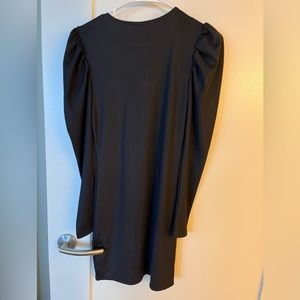 Long sleeve dress with puffy sleeves